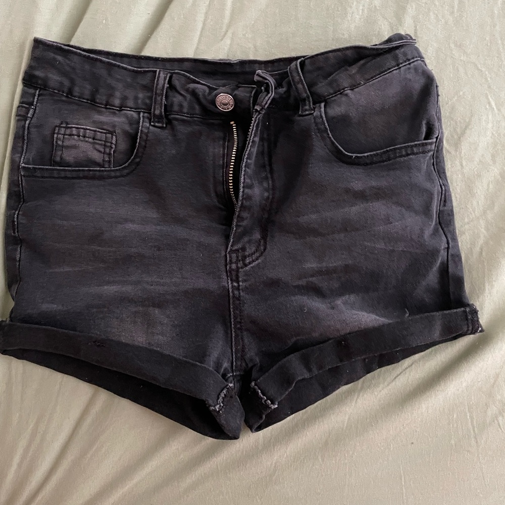 black jean shorts